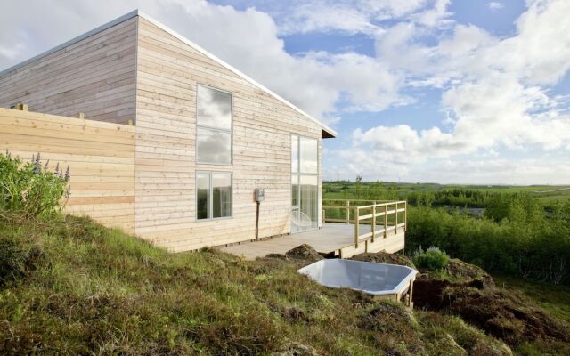 Designers Villa near Alafoss Waterfall