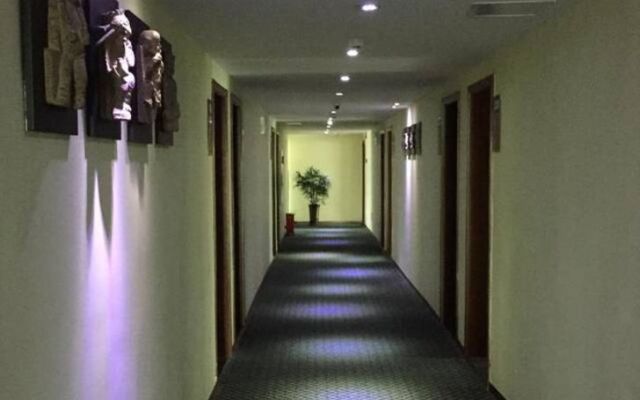 Hanting Express Hotel Chengdu Jinsha Branch
