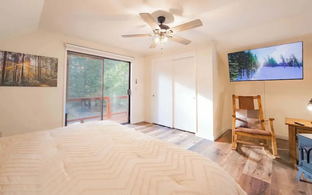 Whispering Pines Family Retreat By Carnelian Bay