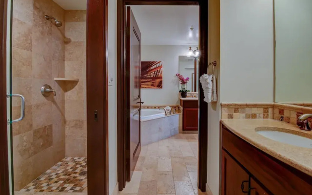 Hale Tiare 2 Bedroom Condo by RedAwning