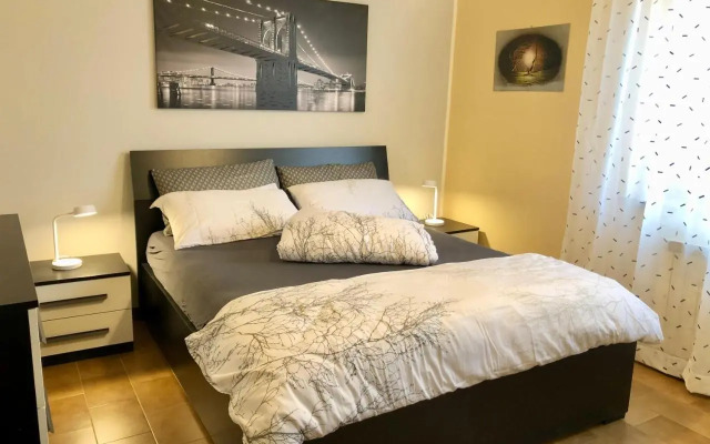 Casa Rosa Apartments