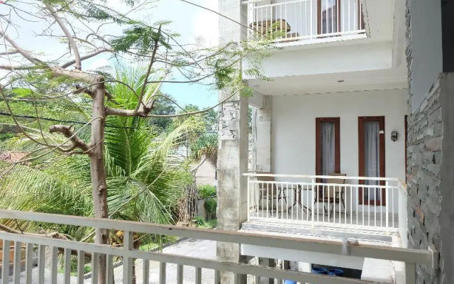 Prada Apartment by ZUZU