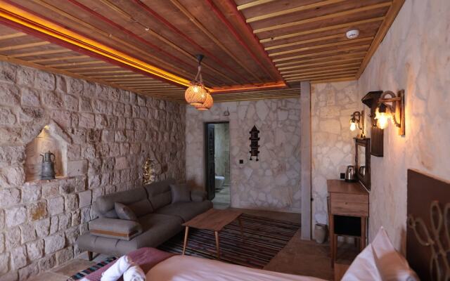 Stone Owl Hotel
