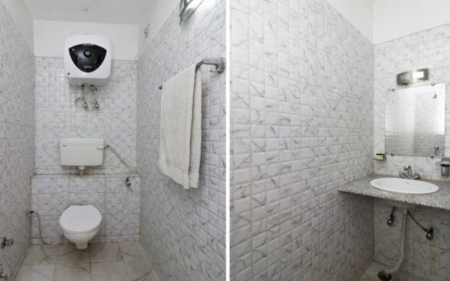 Hotel Samrat By OYO Rooms