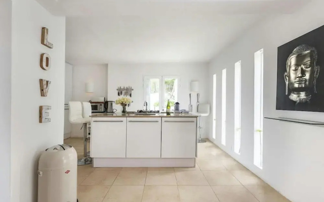 Holiday Home With Outdoor Barbecque