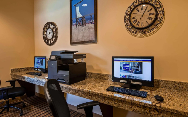 Best Western Plus Westgate Inn & Suites