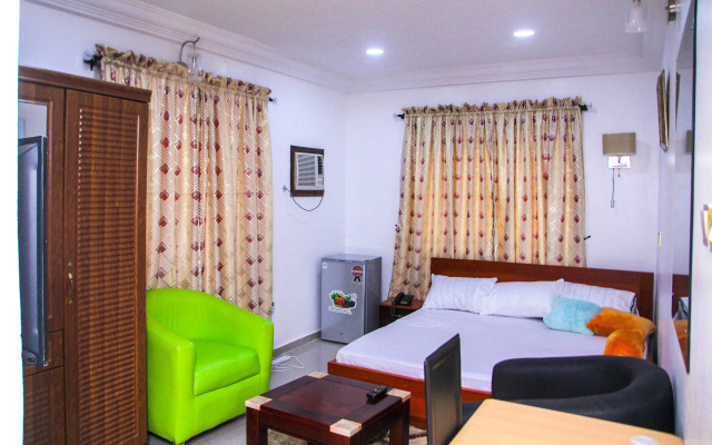 K-Yellow Hotel & Resort