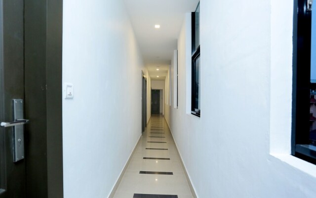 OYO 14375 Qube