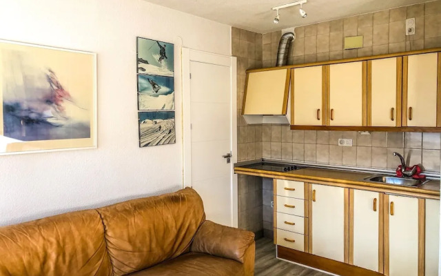 Blue Tour Travel Plaza