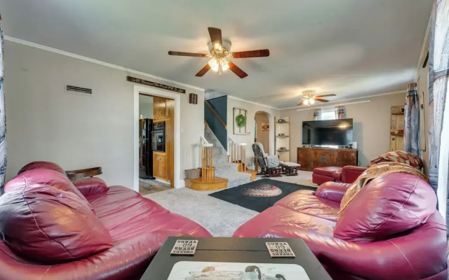 Cozy Iowa Getaway w/ Patio & Fenced-in Yard!