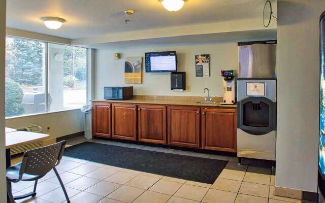 Motel 6 Buffalo, NY - Airport - Williamsville