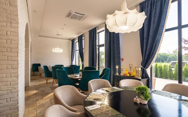Eco Therma Village - Free Parking & Private Beach & Mineral Pool