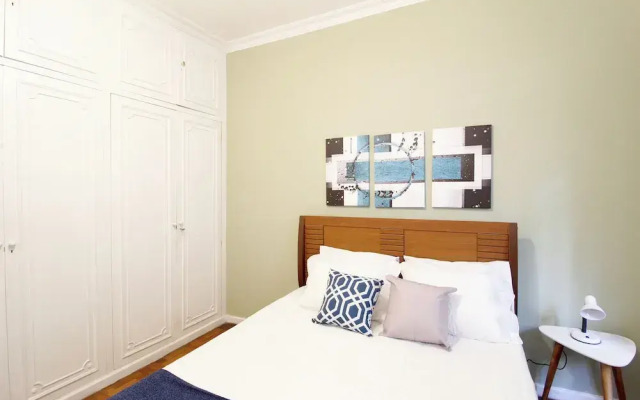 2min da Praia de Copacabana - A306