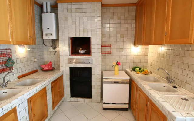 Villa Near Rome With Pool and Stunning Views