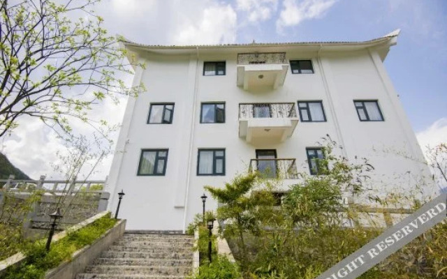 Shennongjia Xiangxiyuan Hotel
