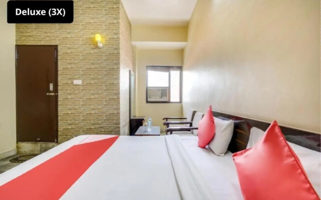 OYO 72203 Hotel Shrinath