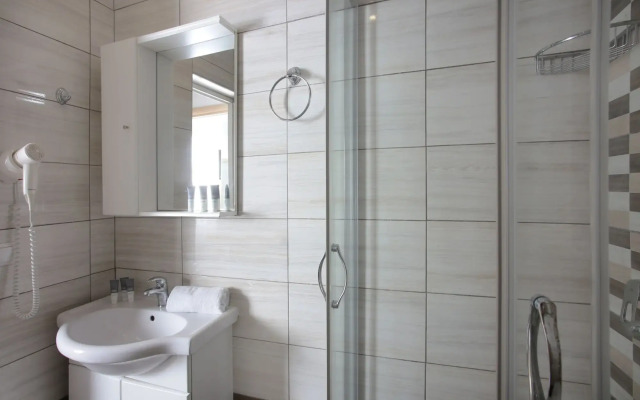 Studios Anny Elegant Studios