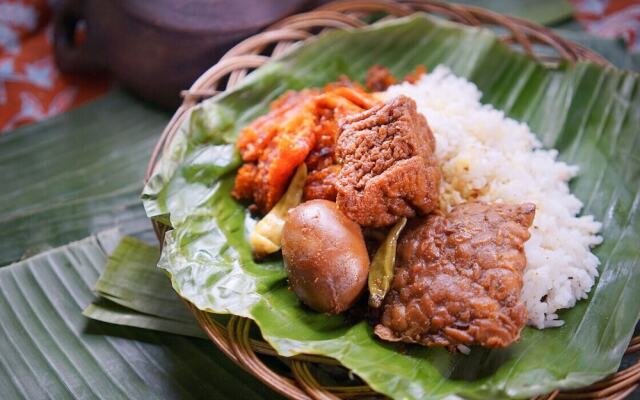 Kampoeng Joglo Boutique Hotel