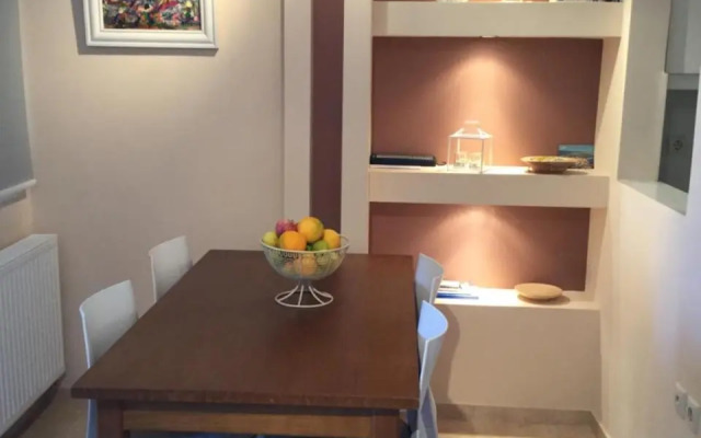 Seafront apartment ΙΙ in Kiveri, near Nafplion.