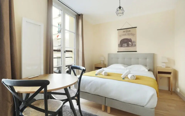 Lovely Studio With AC - Center of Paris