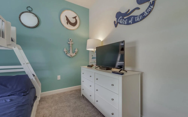 Champions Gate Resort - Modern Furnishings