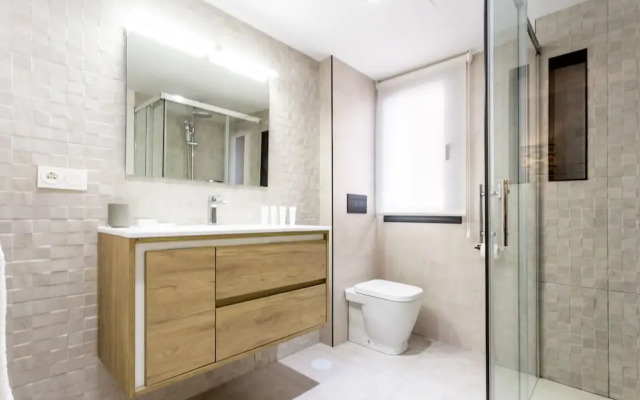 ELEVEN Apartments Real de la Carretería, by Homing U
