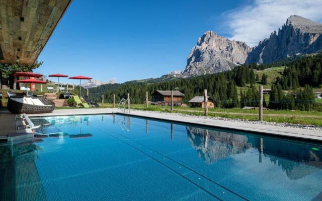 Saltria - your Alpine experience