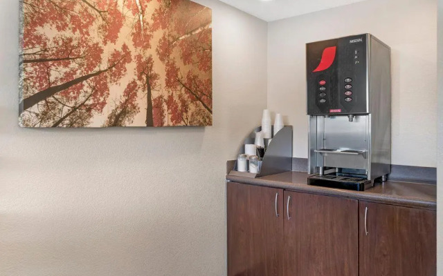 Red Roof Inn Detroit-Rochester Hills/Auburn Hills