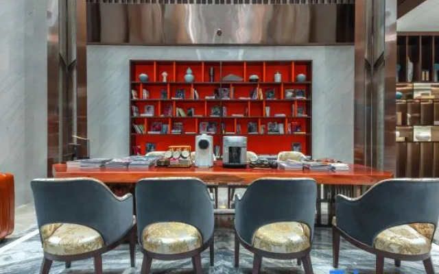 Xingguo Conrab hotel