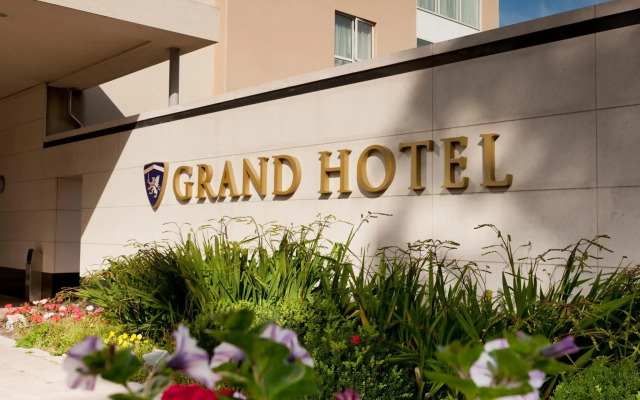 Grand Hotel