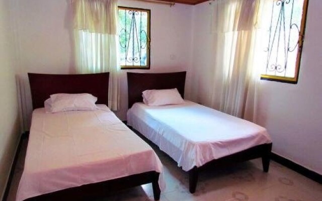 Hostal Cattleya