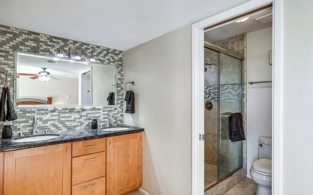 Outdoor Oasis: Family-Friendly Home In Scottsdale!