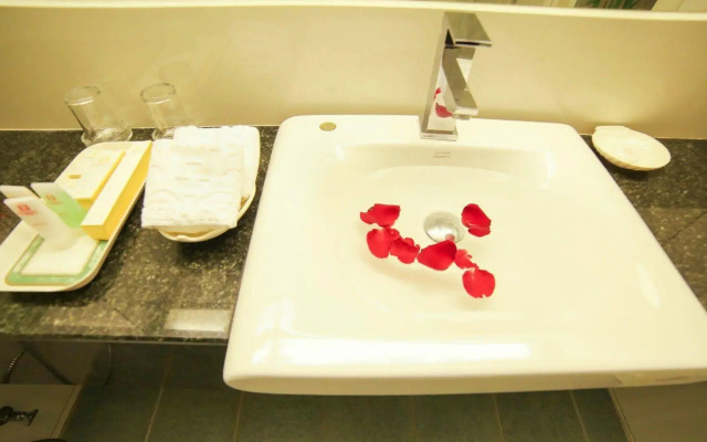 Vientiane Hemera Hotel
