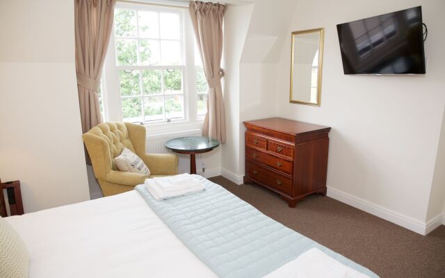 The Captain Cook Hotel