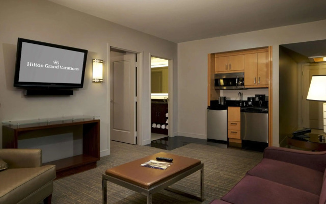 Hilton Grand Vacations Club Elara Center Strip Las Vegas