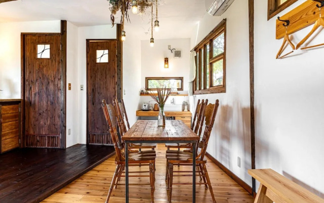 Tree-house Hotel Morinosubako