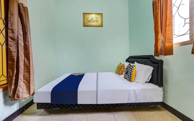 SPOT ON 91159 Kost Putrana Syariah