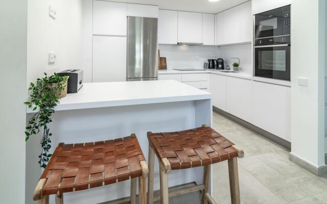 INF1.2A- Apartment close to beach and old town