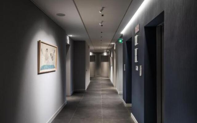 Co99 Art Building Residence