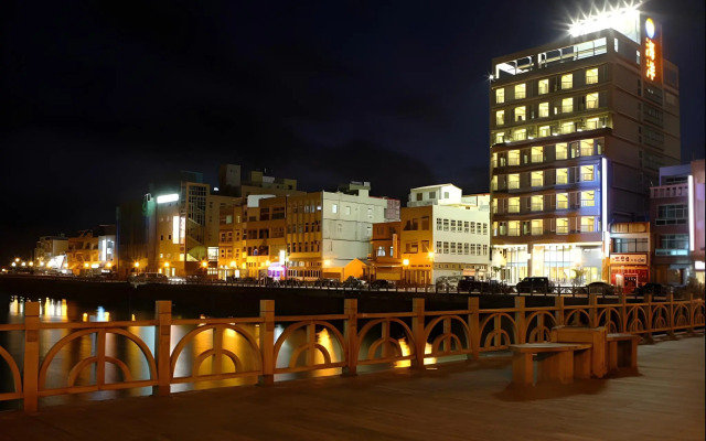 Ocean Hotel