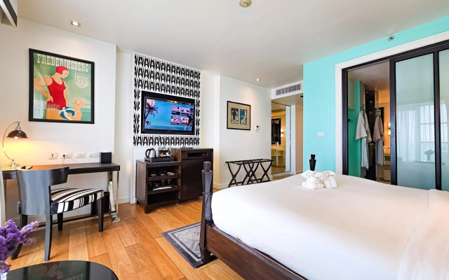 Wave Hotel Pattaya