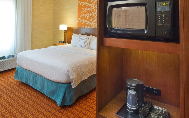 Fairfield Inn & Suites Monaca