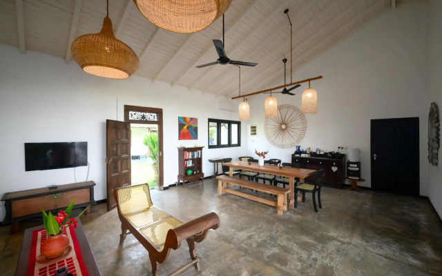 Poya Villa Ahangama by Sunsessions