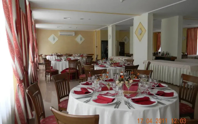 Hotel River Palace