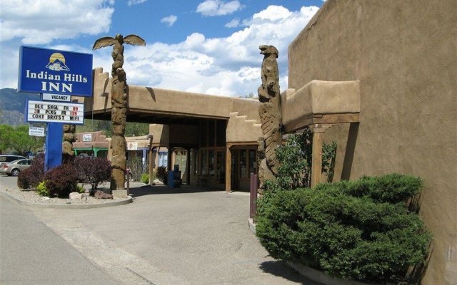 Indian Hills Inn, Taos Plaza