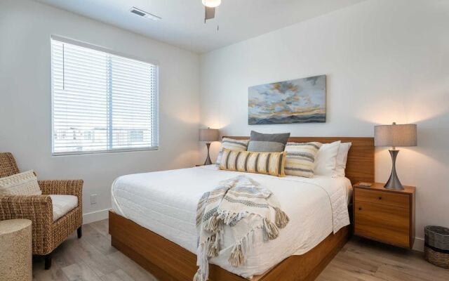 Desert Azul by RedAwning