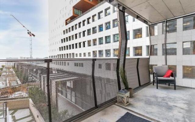 Wright Apartments - Barcode