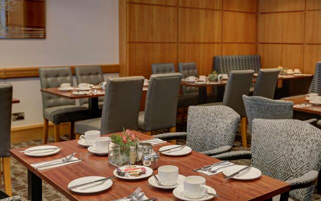 Best Western Kings Manor Hotel