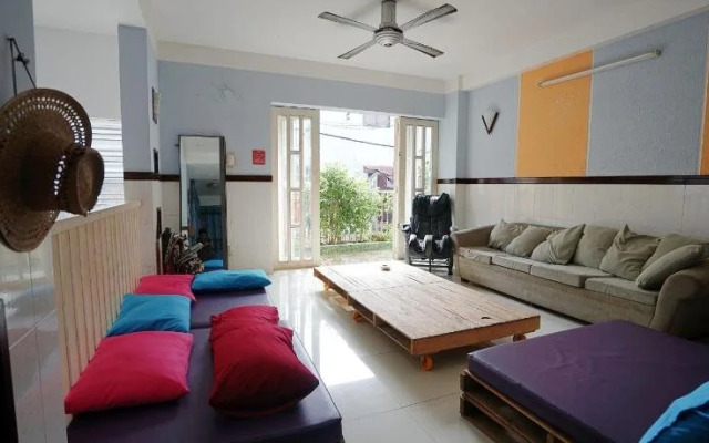 DaBlend Hostel