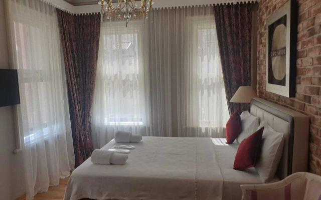 Bosphorus Bridge Hotel